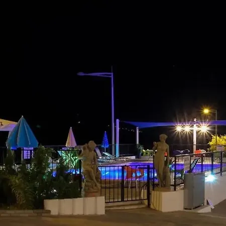 Panoramic Holidays - Premium 9 Lägenhet Pégeia