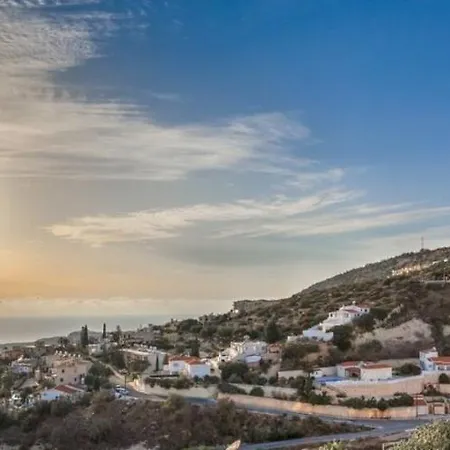 Panoramic Holidays - Premium 9 * Pégeia